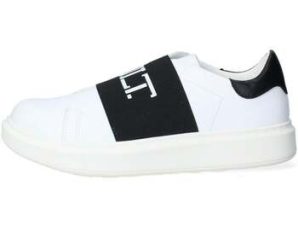 Slip on Cult –